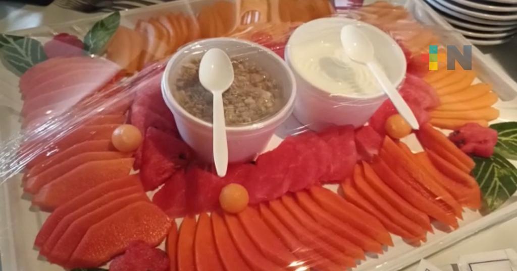 Restauranteros de Coatzacoalcos se suman al programa «Elección saludable»