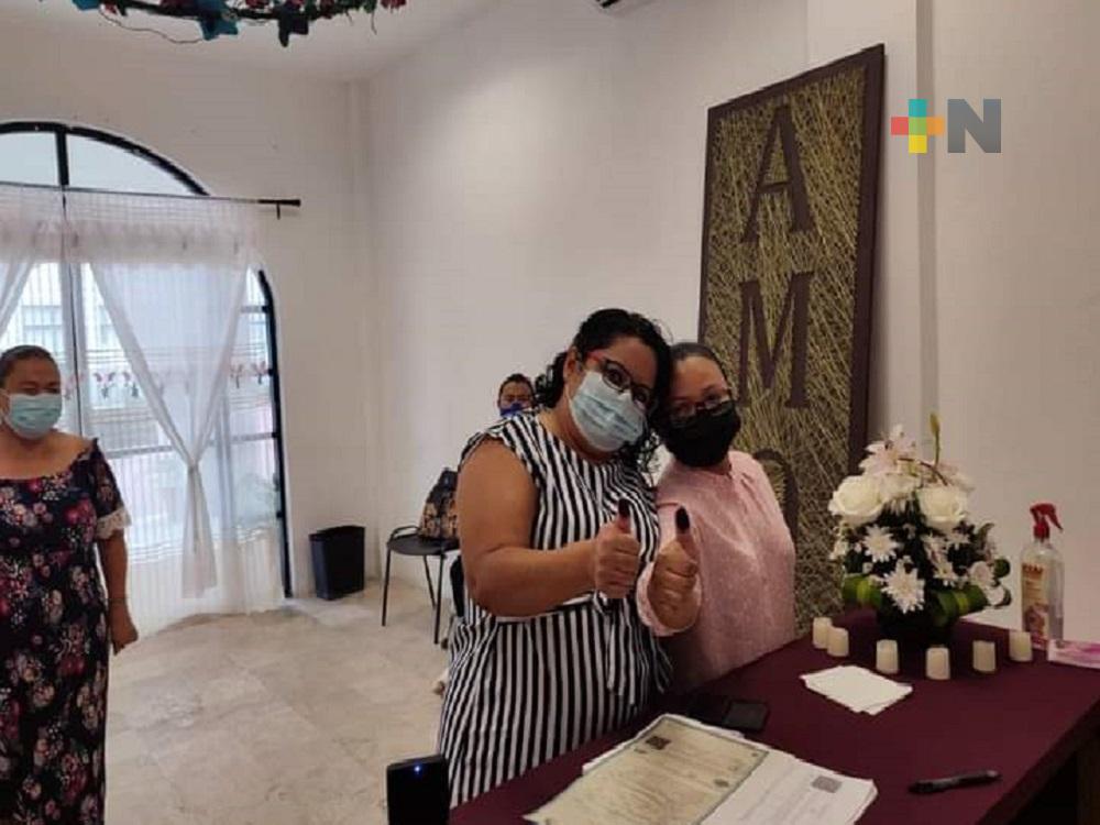 En Coatzacoalcos celebran nuevo  matrimonio civil igualitario