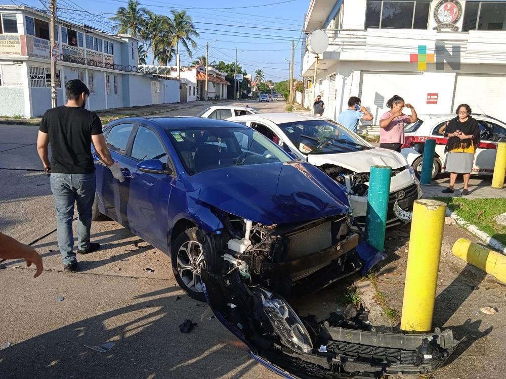 En Coatzacoalcos, menor es arrollada por automóvil particular