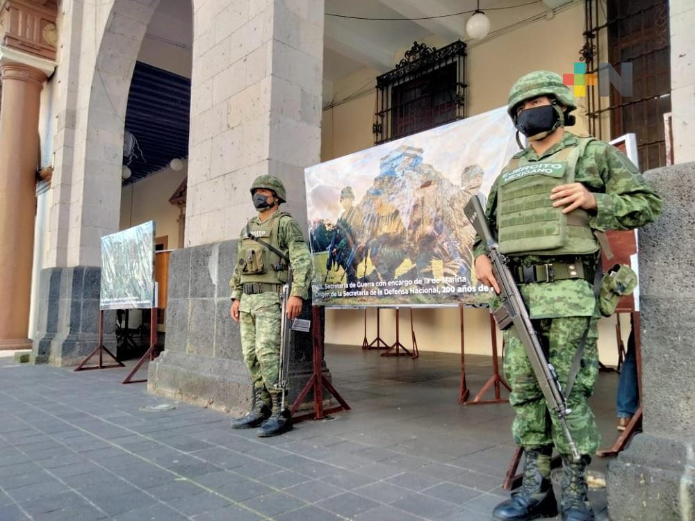 Ejercito Mexicano, G.N. y la F.G.R. aseguran cuatro inmuebles, armas, cartuchos, equipo táctico, droga y vehículos en operativo conjunto