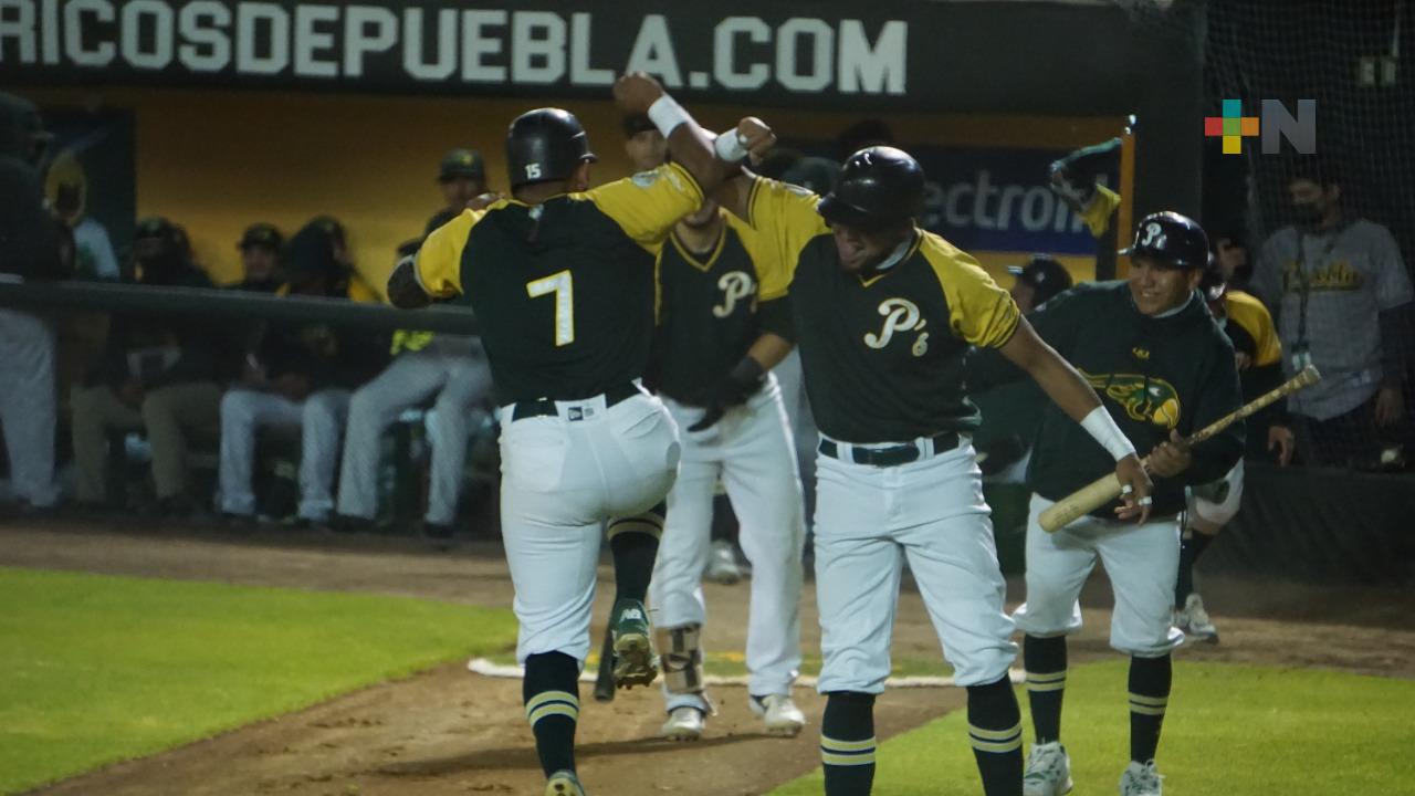 Los Pericos vencieron por 10-9 al Águila-Leones, en extrainnings