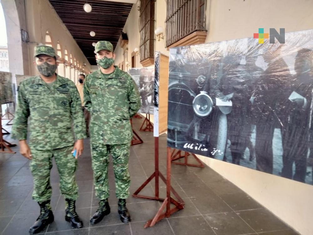 Inauguran exposición fotográfica «200 años de lealtad» en Xalapa