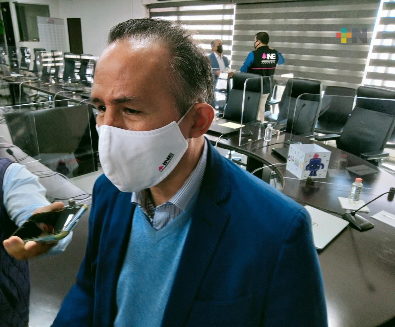 Mientras no proceda revocación de mandato, funcionarios públicos podrán promover consulta y acopiar firmas