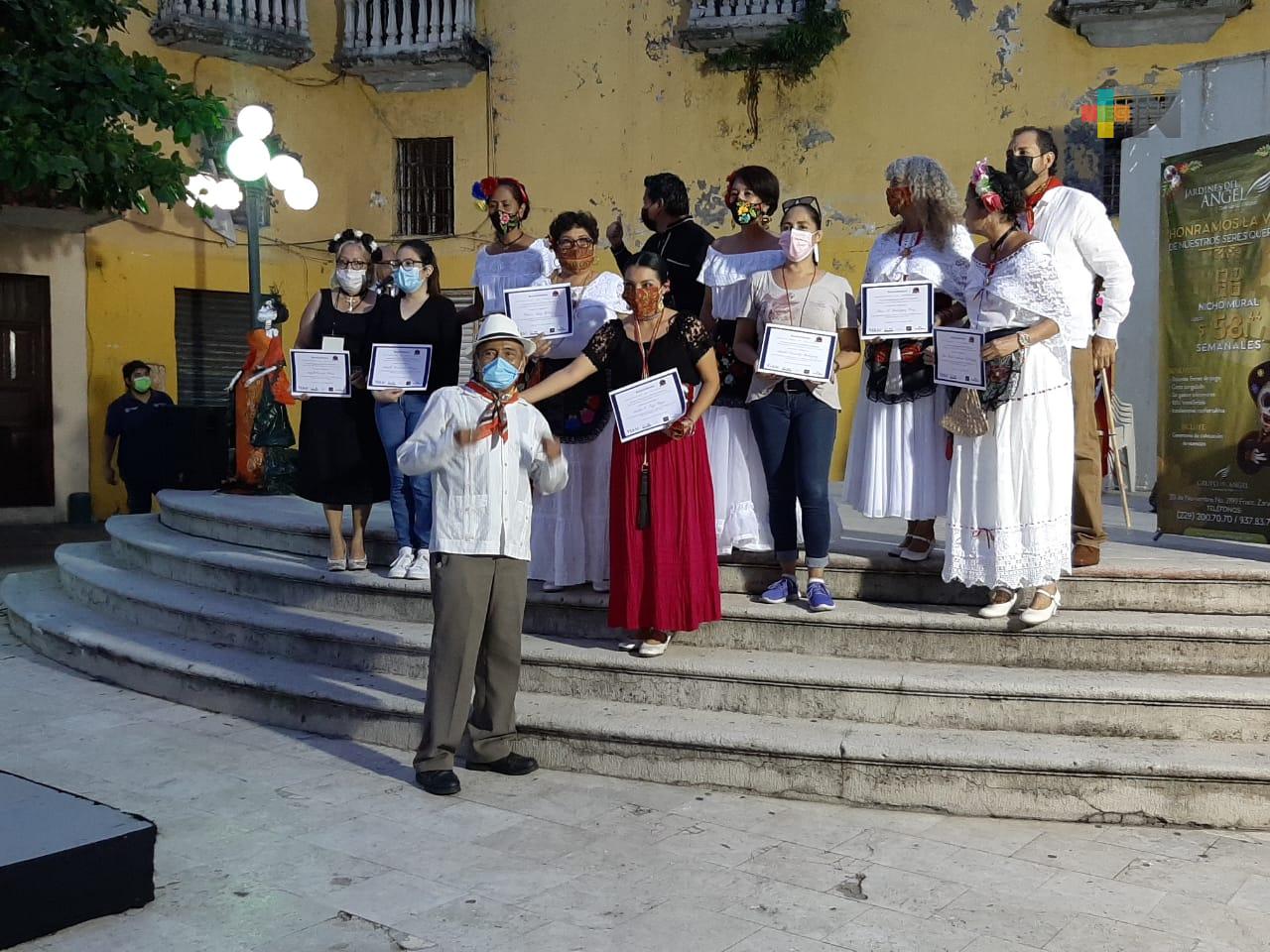 Homenajean al artista plástico Milburgo Treviño