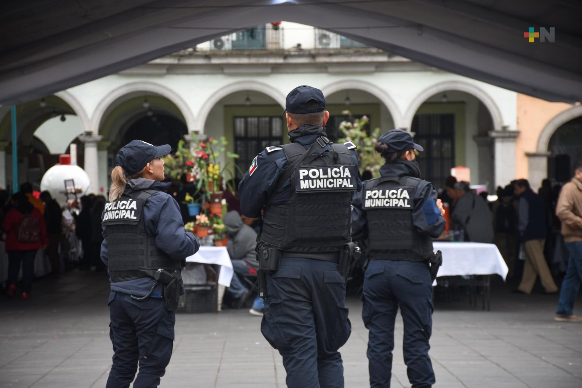 Aumentan salario a policías municipales de Xalapa