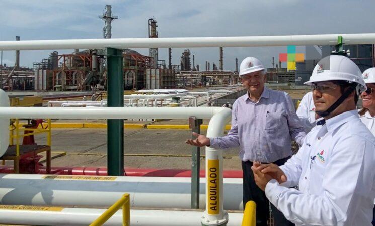 Presidente supervisa rehabilitación de refinería de Salina Cruz, Oaxaca