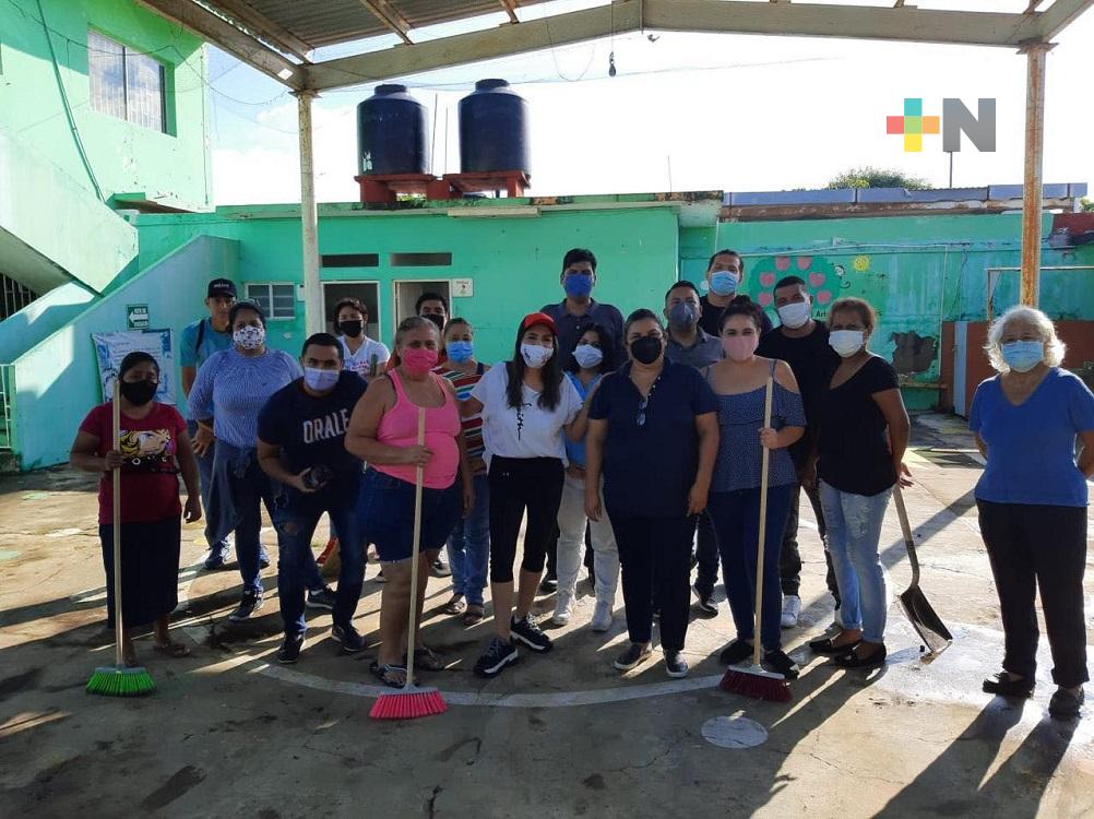 Realizan «Tequio por mi Escuela» en Jardín de Niños de Boca del Río