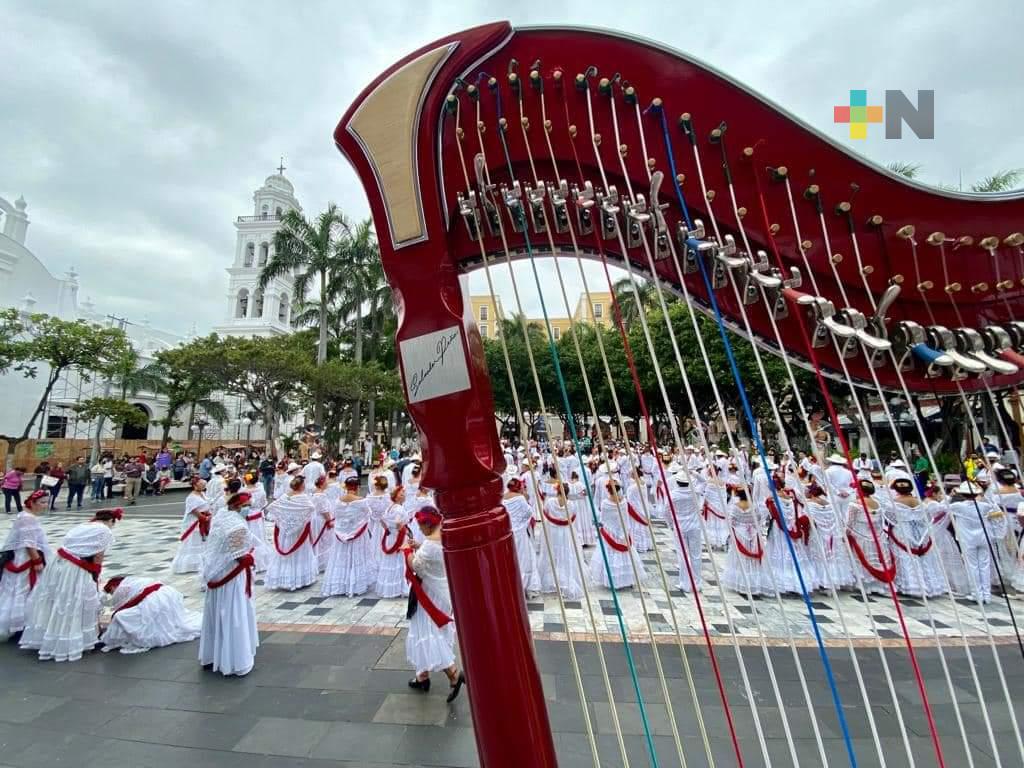 Clausuran Simposio Nacional de Danza Folklórica en puerto de Veracruz