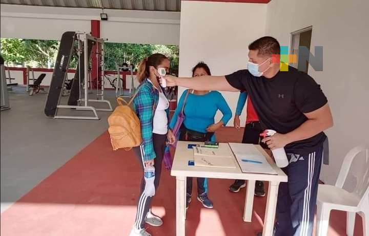 En Coatza, reapertura de escenarios deportivos al 75 %