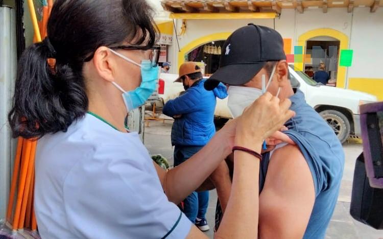 Continúa aplicación de vacuna contra la influenza en Xalapa