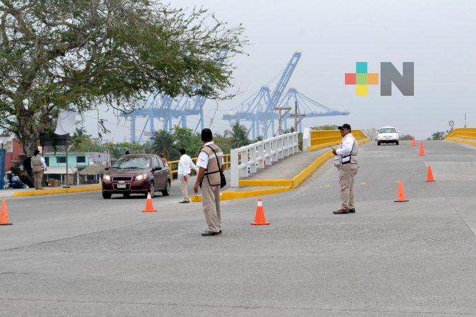 Saldo blanco en Tuxpan por puente de Todos Santos