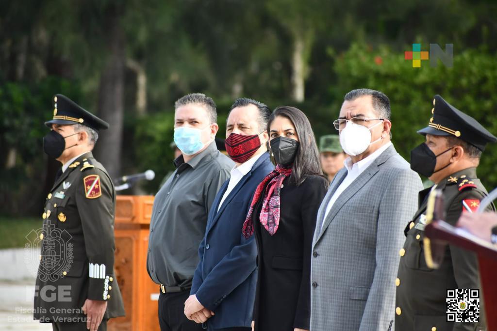 Titular de la FGE asistió a ceremonia de destrucción de armamento por parte de la Sedena