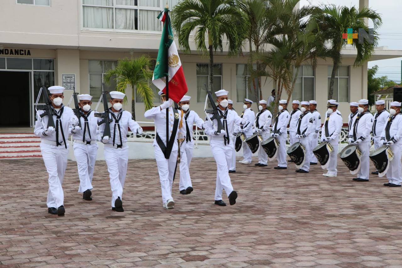 Celebran en Tuxpan Día de la Armada de México