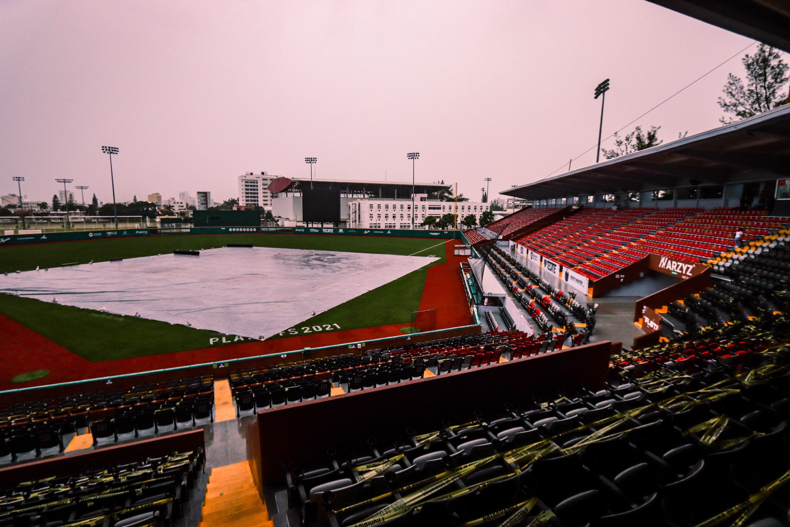 Por lluvia, cancelado el tercero de la serie Águila-Leones contra Oaxaca