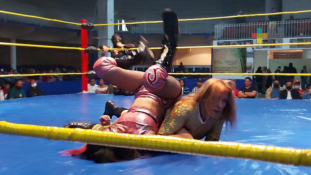 Exitosa “Noche de Campeones” en la Arena Xalapa