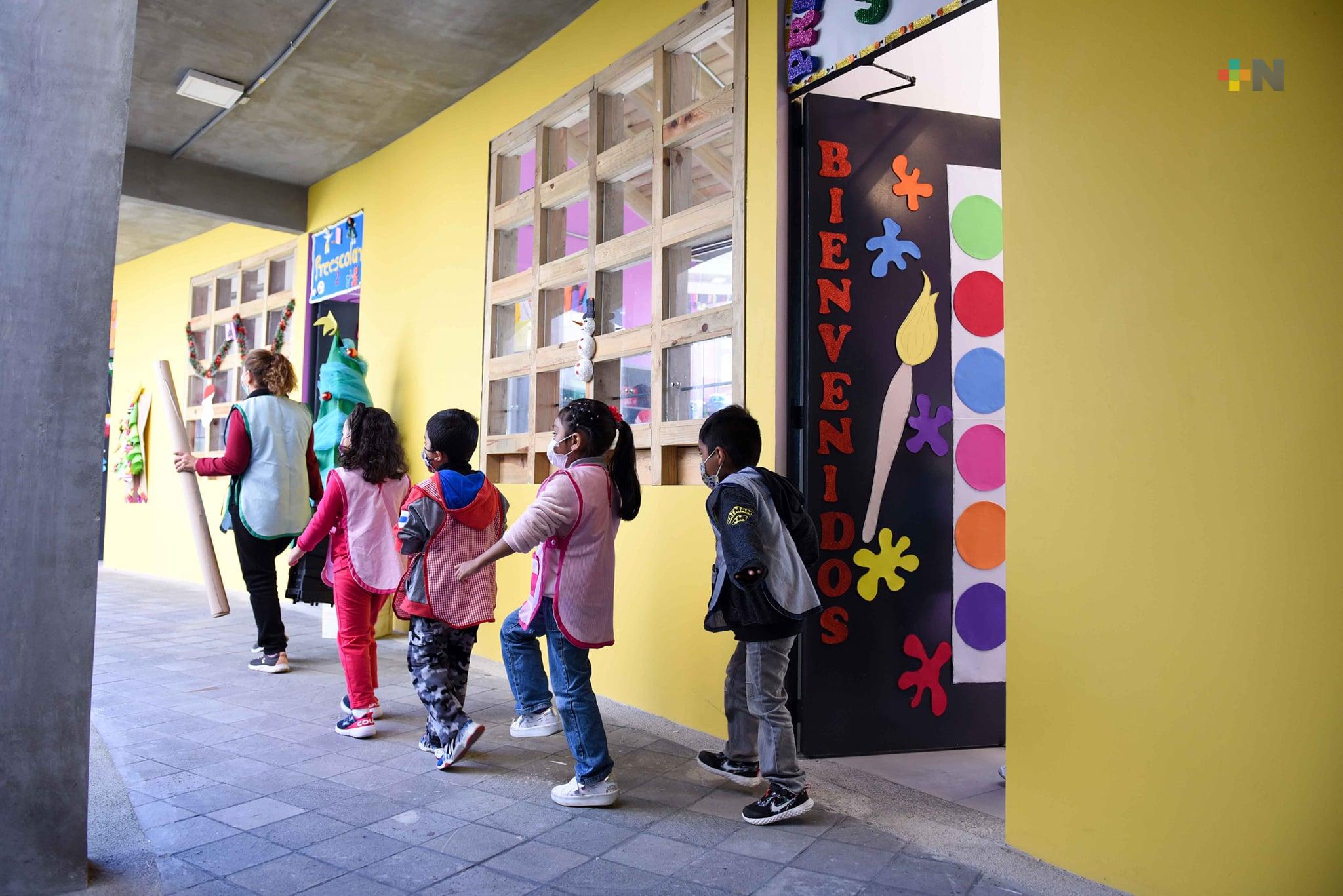 Reinicia DIF municipal actividades educativas en Jardines de Xalapa