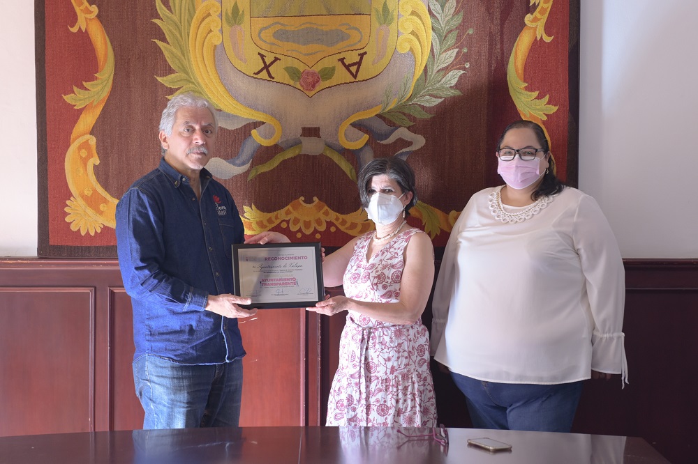 Reconoce IVAI al ayuntamiento de Xalapa