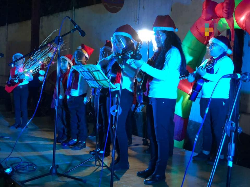 Exitosa Verbena del Festival Orgullo Navideño presentó la Quinta de las Rosas