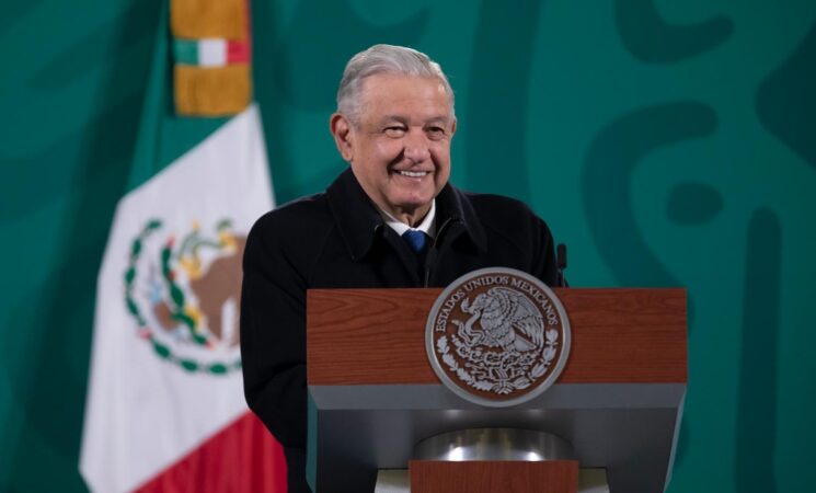 Presentará AMLO iniciativa de reforma a ley electoral para garantizar democracia; llama al INE a respetar al pueblo