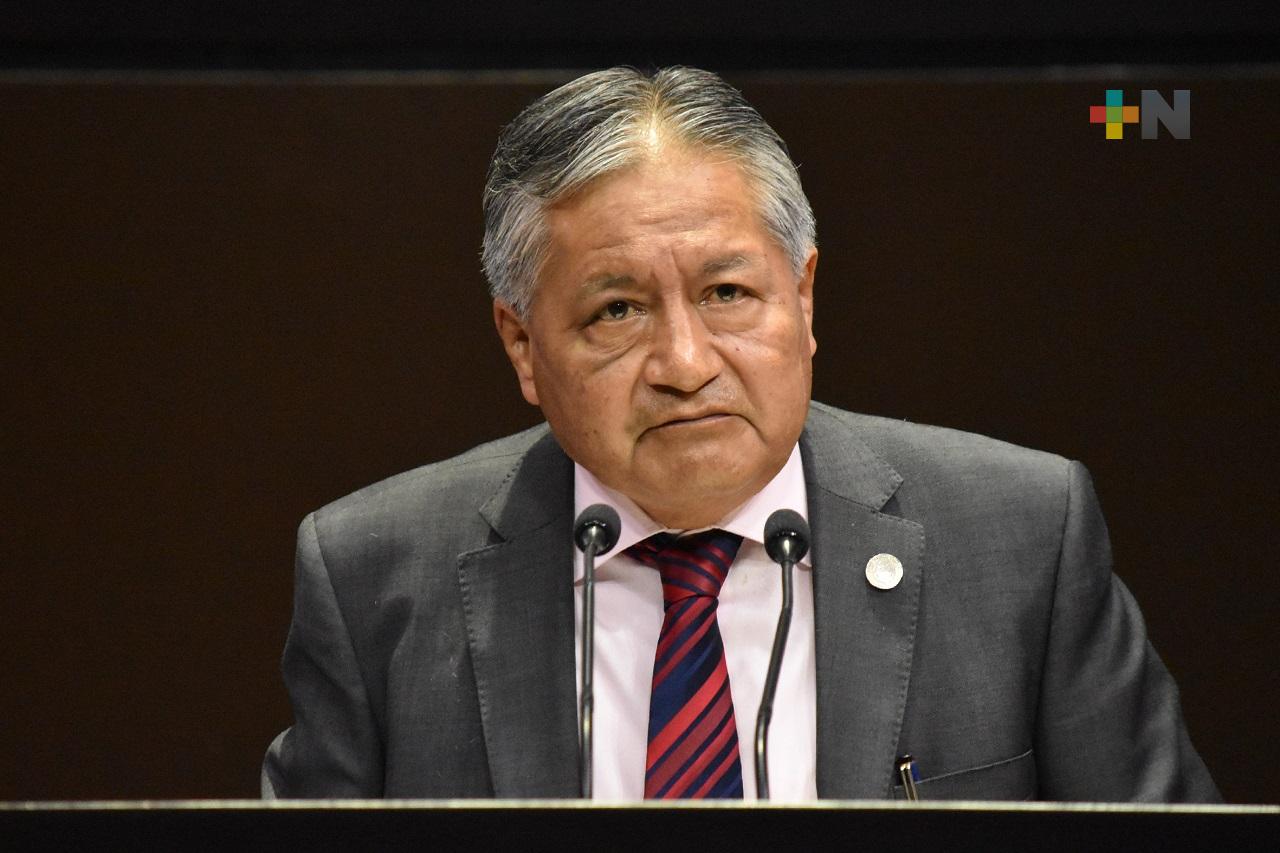 Propone Valentín Reyes reforma para aumentar porcentaje de alumnos becados en escuelas privadas