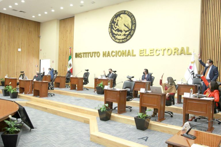 Avala INE nuevas medidas de ahorro para costear la revocación de mandato