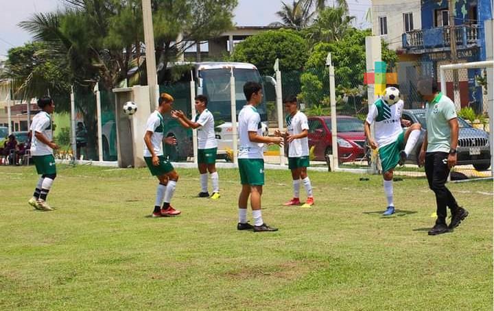 Academia Santos Coatzacoalcos incorpora jugadores al profesionalismo