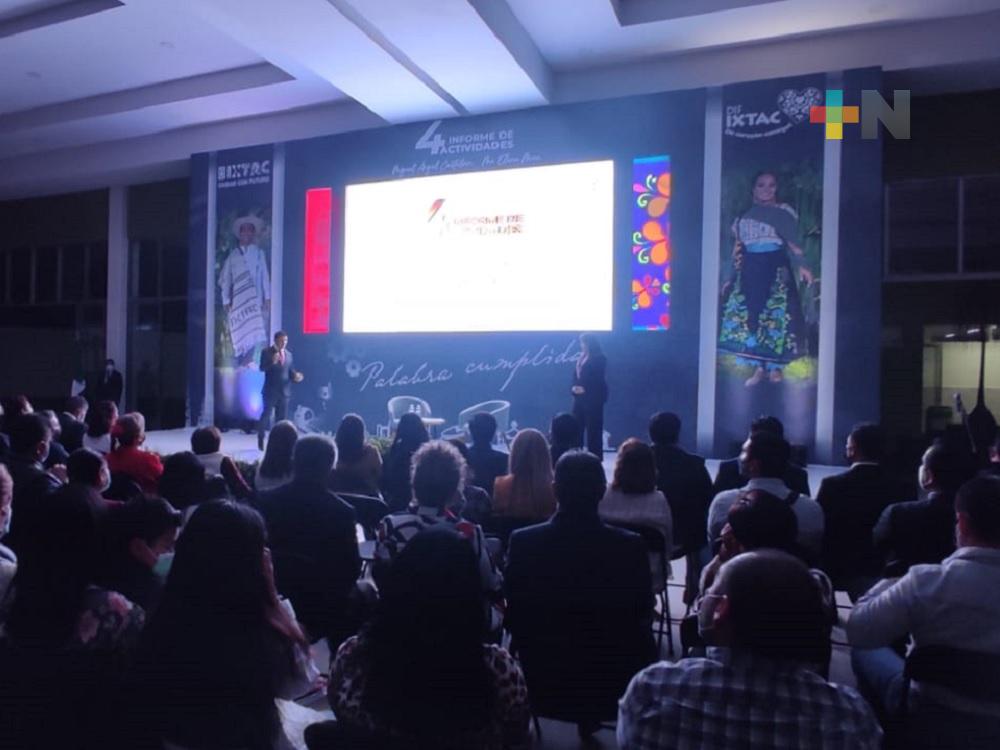 Alcalde de Ixtaczoquitlán agradece al Gobierno estatal, apoyo recibido en su administración