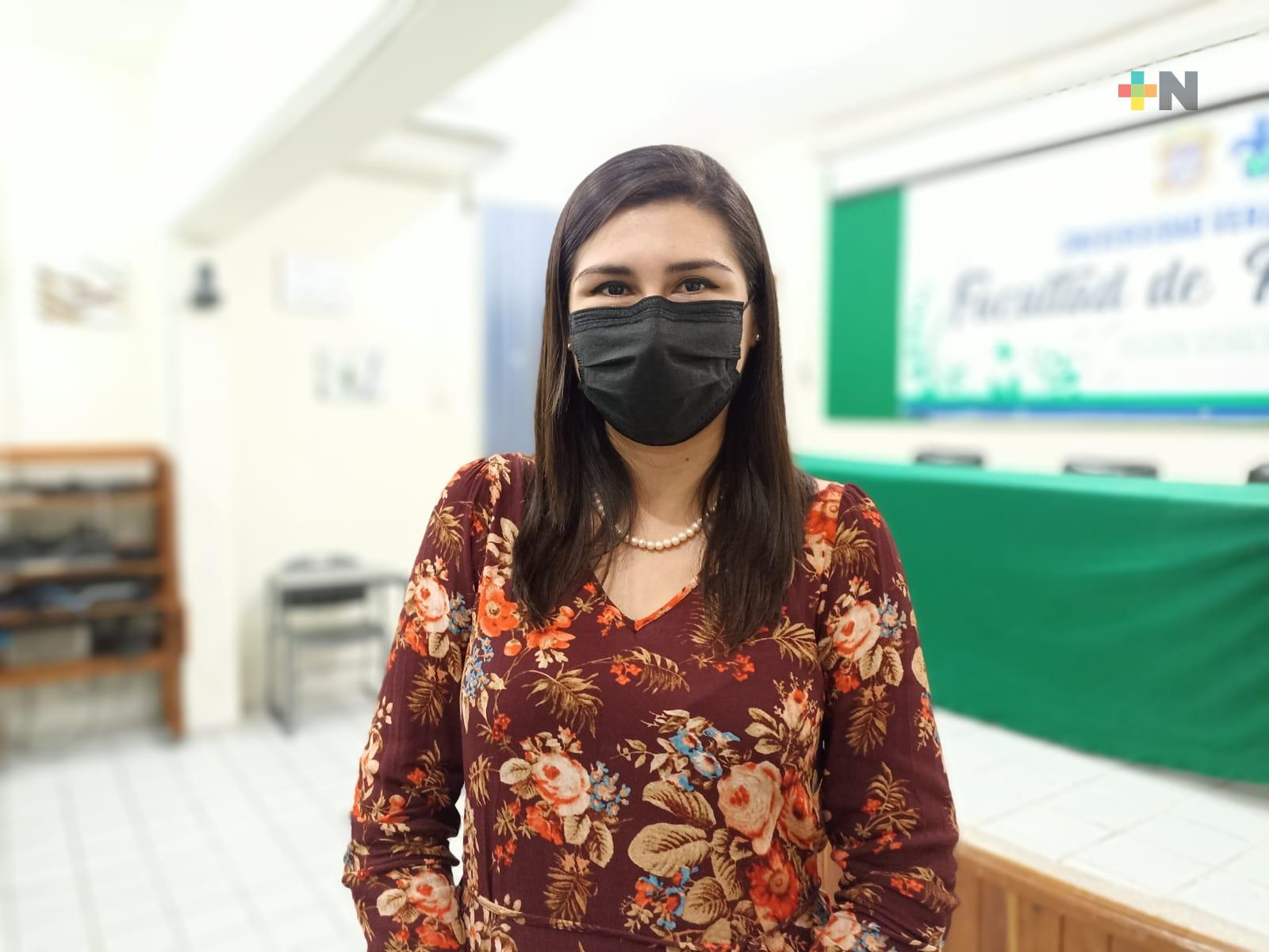 Ofrece UV apoyo en salud emocional a estudiantes y personas adultas