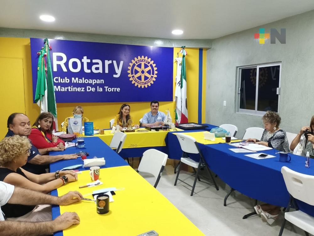 En Martínez de la Torre, Club Rotario Maloapan regala mobiliario de Scotiabank