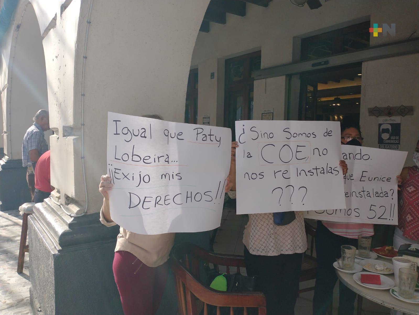 Se manifiestan exempleados de ayuntamiento de Veracruz