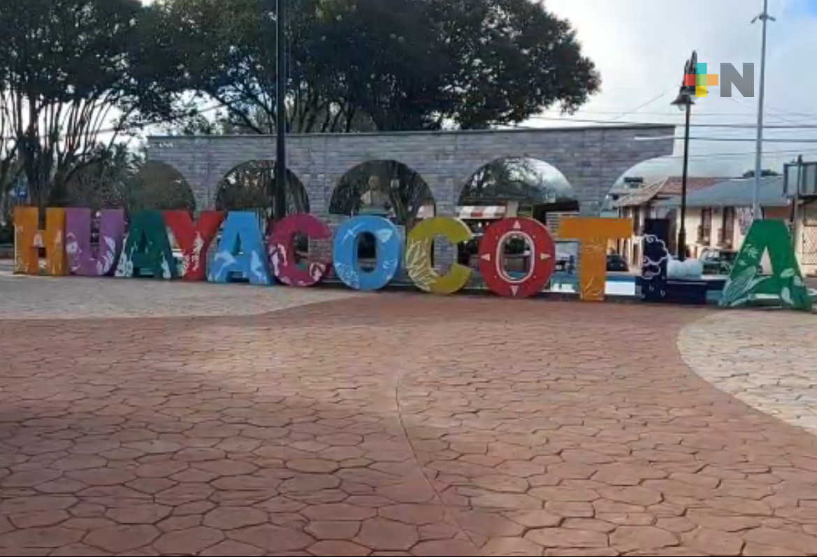 En Huayacocotla, fiestas patrias se realizarán en explanada del parque Hidalgo