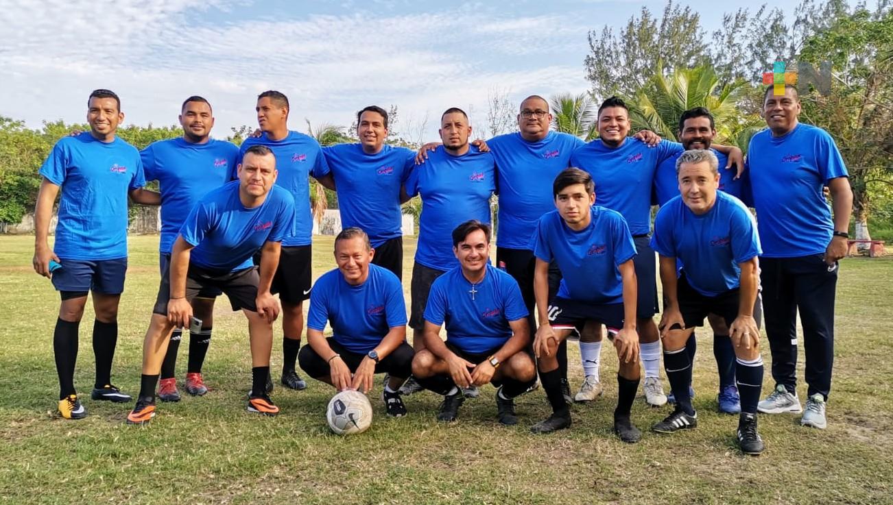 Desfile de Campeones de Copa en la Liga Oropeza