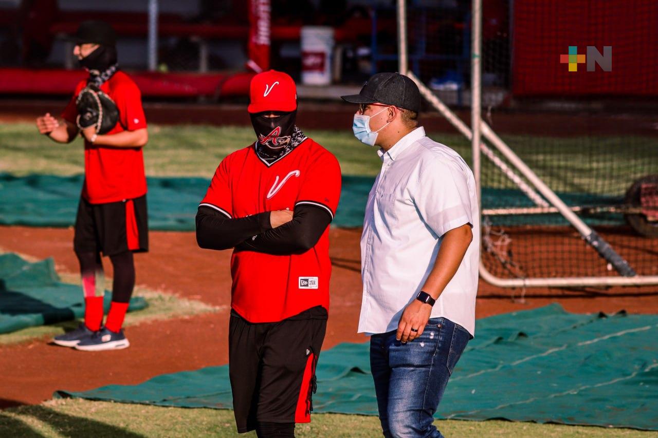 Leo Rodríguez no dirigirá a El Águila de Veracruz en el 2022