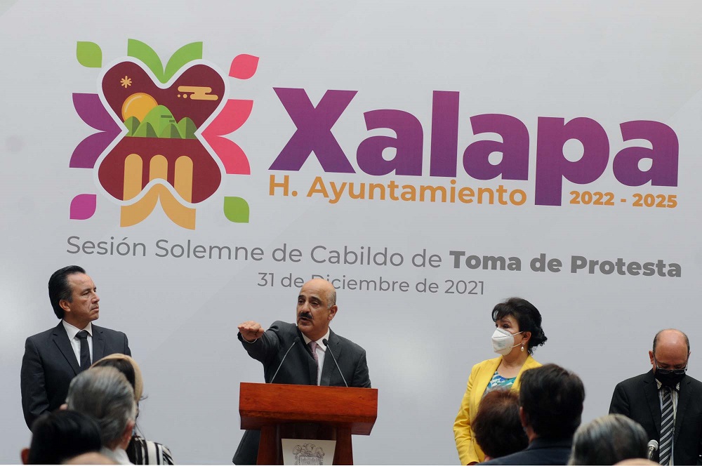 Queda instalado el cabildo de Xalapa que presidirá Ricardo Ahued