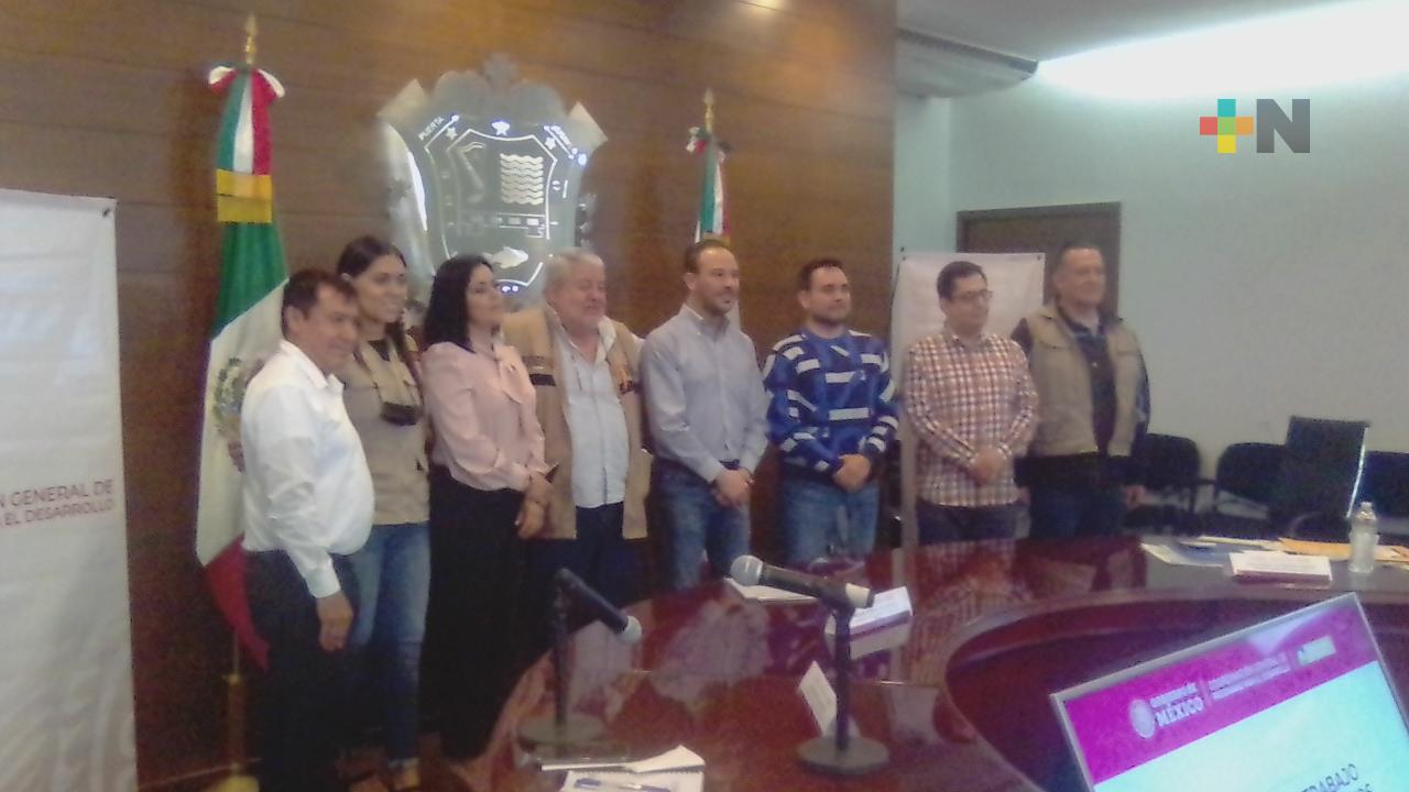 Presentan programas sociales federales a munícipes electos de región de Veracruz