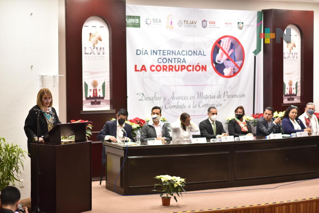 Con cero tolerancia a la corrupción, Veracruz avanza: Cecilia Guevara