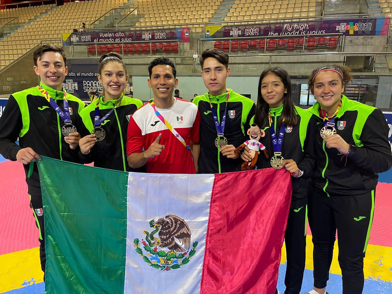 Brilla veracruzano Abel Mendoza con Selección Nacional