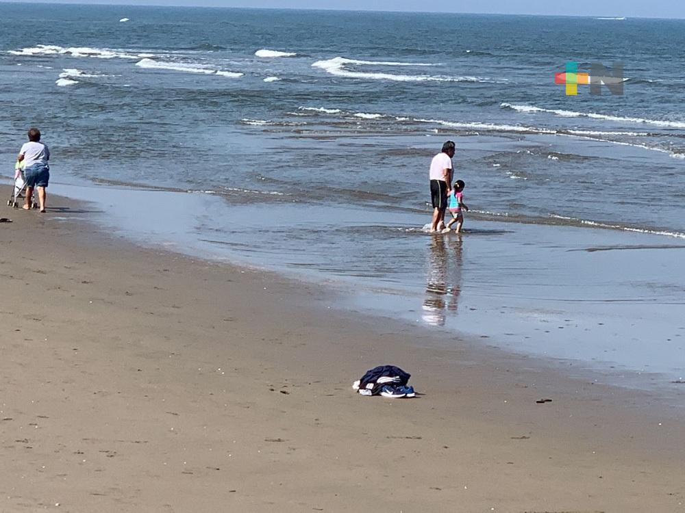 Fenómeno de marea baja llega a playas de Coatzacoalcos
