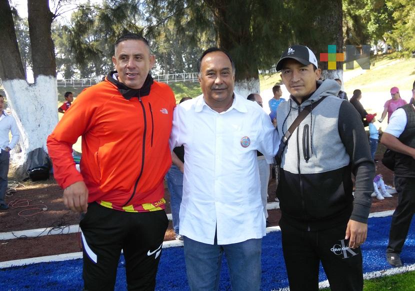 Inauguran la Escuela de Fútbol «Atlético Naolinco»