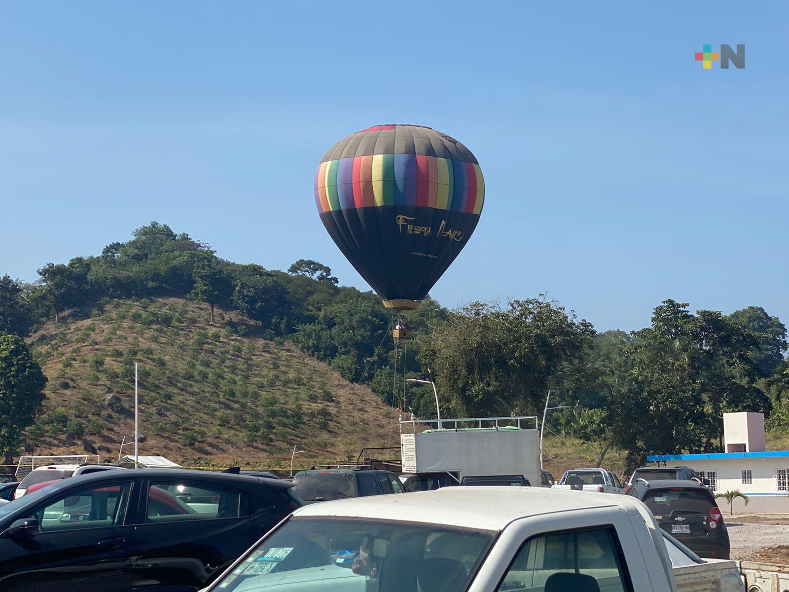 Festival del Globo sirve como escaparate para artesanos y prestadores de servicios de Tlapacoyan