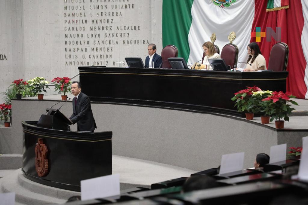 La FGE no es brazo represor del Estado, responde Cuitláhuac García al PAN