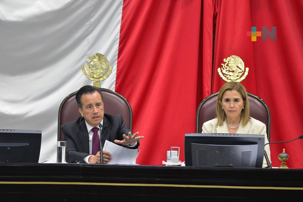 Combate Cuitláhuac García cultura de agresión hacia la mujer, heredada por administración yunista