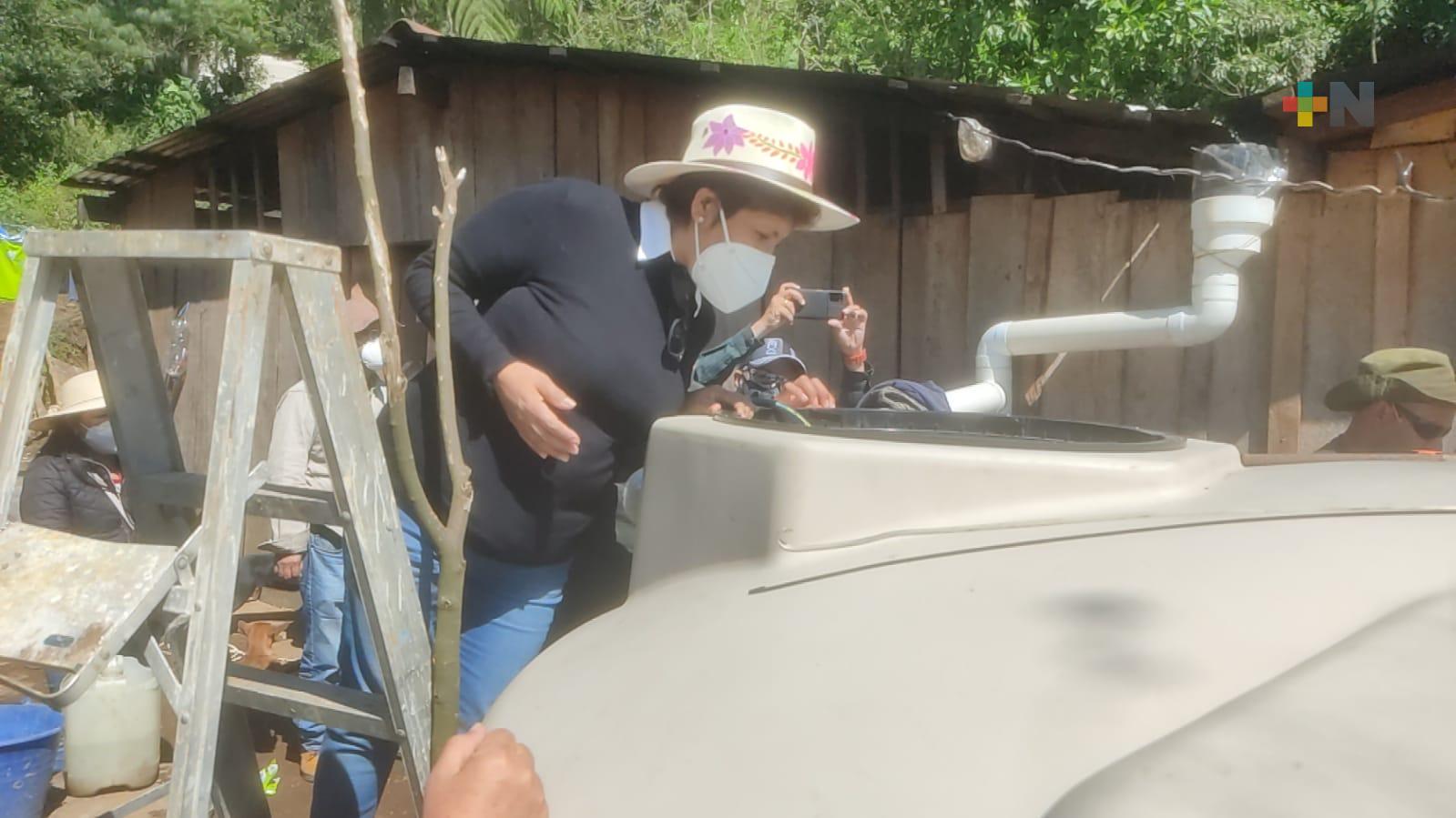 Agradece alcaldesa apoyo gubernamental para obra pública en sierra de Zongolica