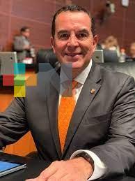 Expresa senador Ernesto Pérez Astorga desacuerdo de desaparecer poderes en Veracruz