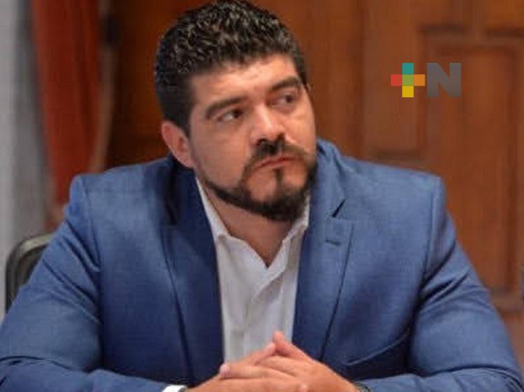 Pago de aguinaldos a maestros federales y estatales se cubre en tiempo y forma: Zenyazen Escobar