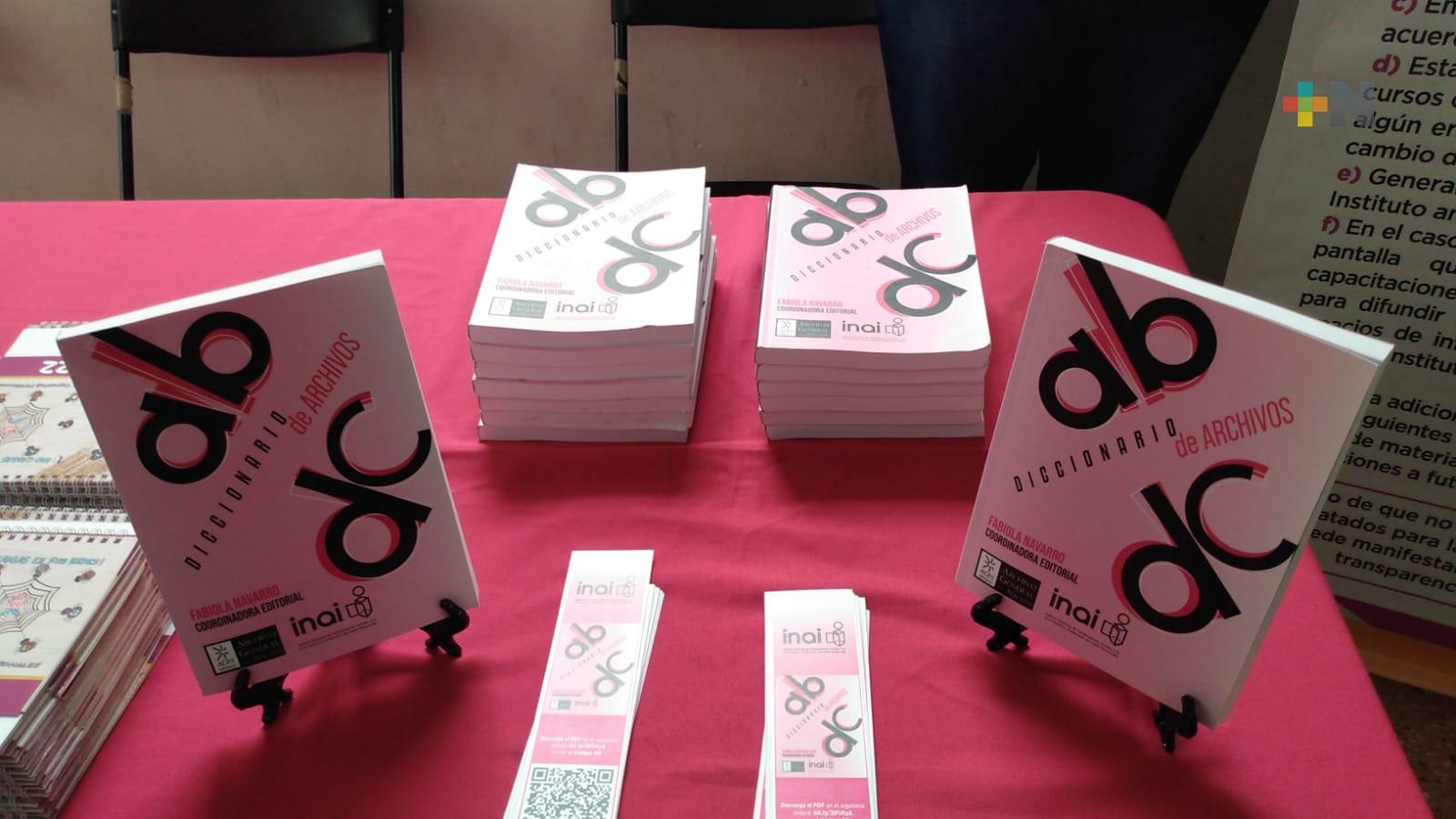 En Veracruz, el INAI presentó Diccionario de Archivos