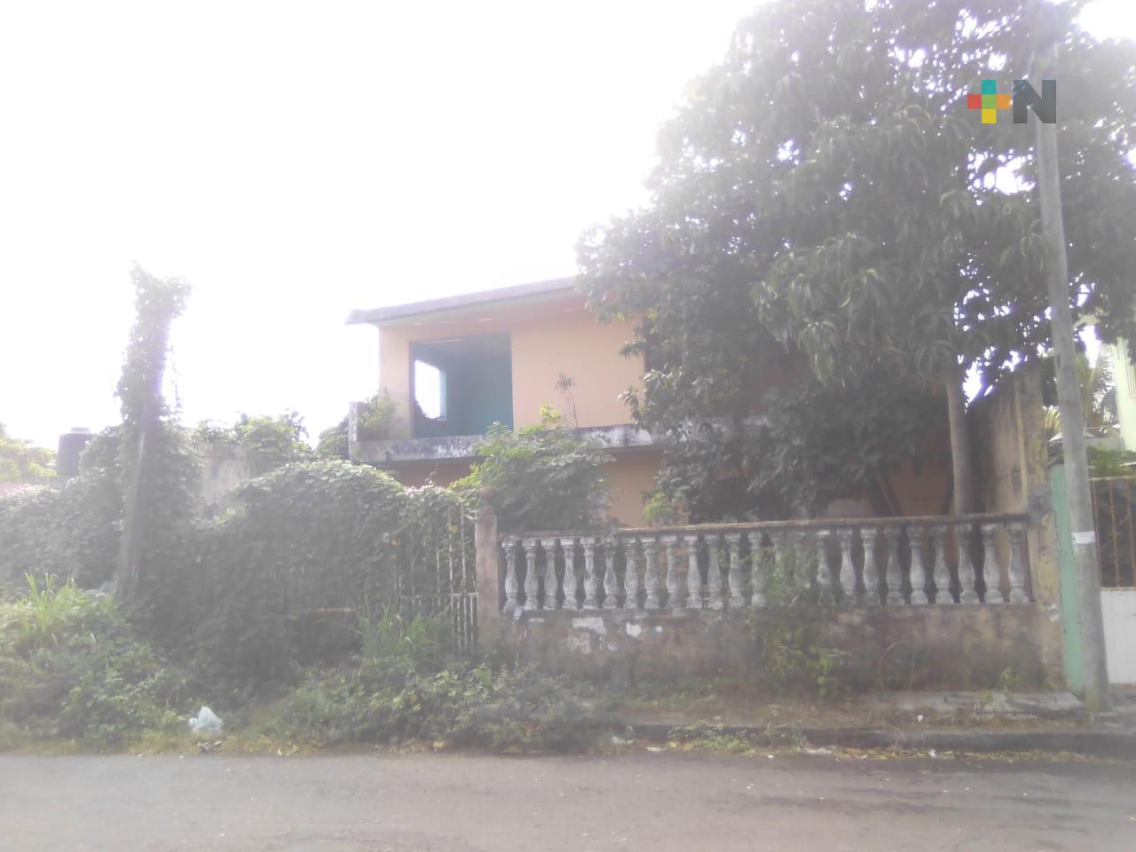 Casa abandonada de Boca del Río es nido de ladrones, piden más vigilancia