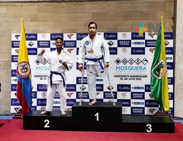Oro y bronce para Gilberto Moreno en Panamericano de Jiujitsu de Colombia