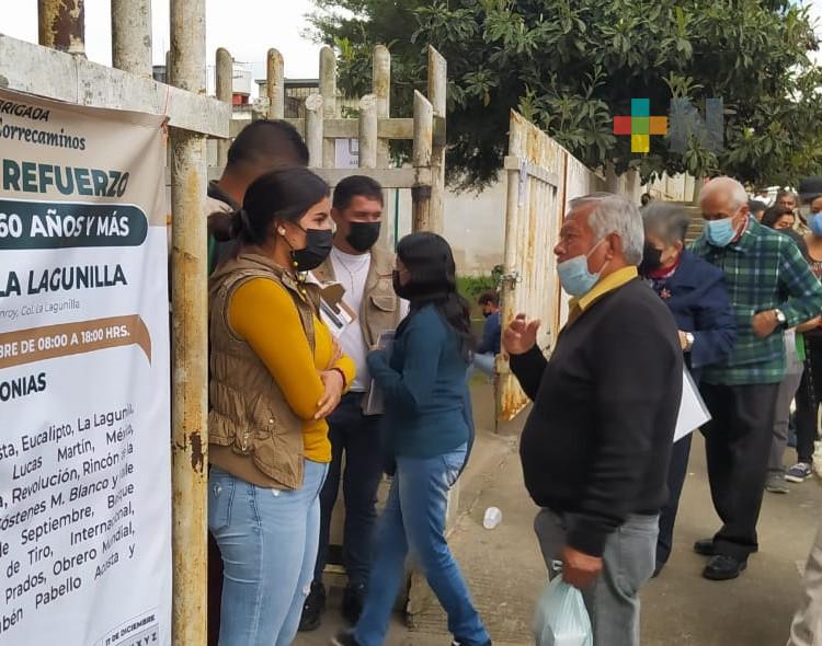 Por salud y protección de las familias, personas mayores se aplican refuerzo de vacuna antiCovid