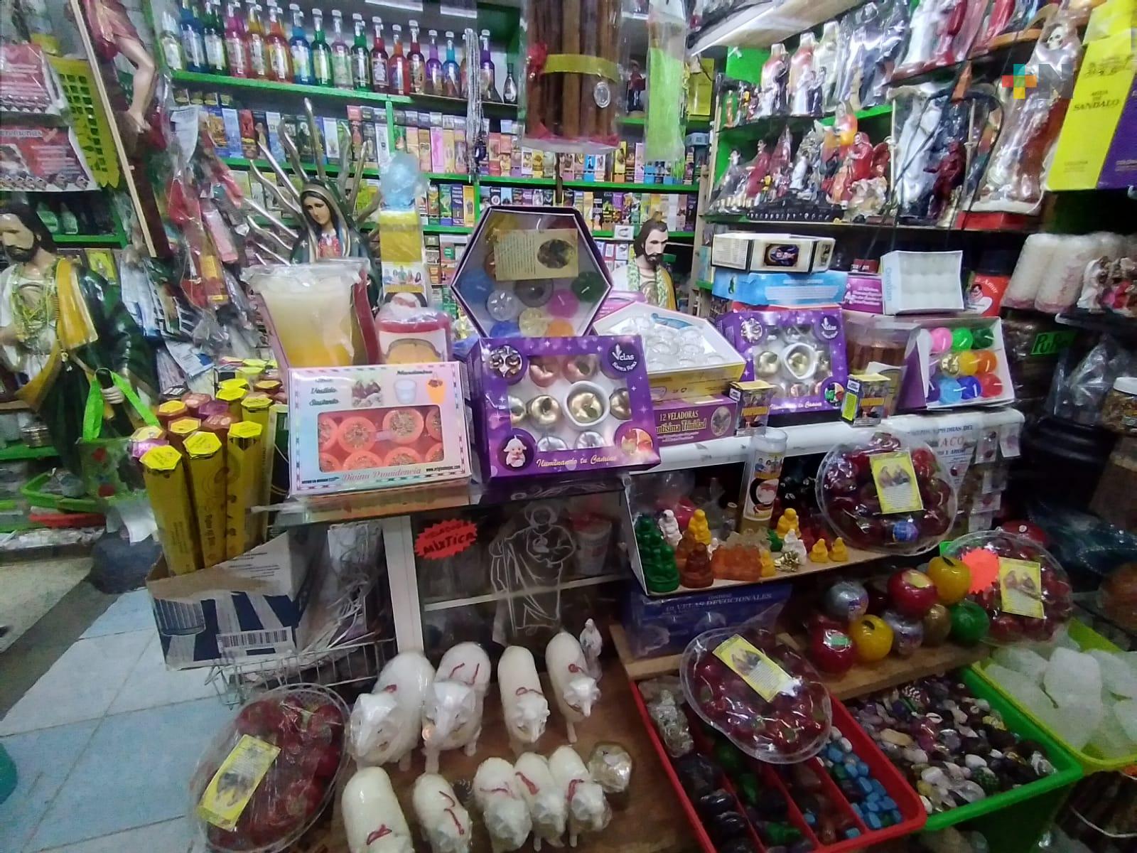 Crece venta de amuletos en mercado Hidalgo de Veracruz